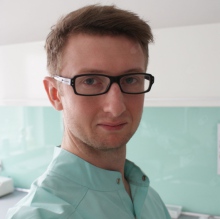Powiększ obraz: Krzysztof Nurczyński, stomatolog Radom