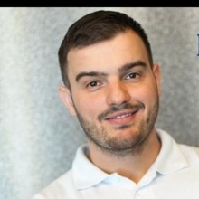 Powiększ obraz: Mariusz Trzuskawski, fizjoterapeuta Kielce