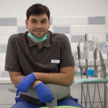 Powiększ obraz: Radosław Dura, stomatolog Wolsztyn