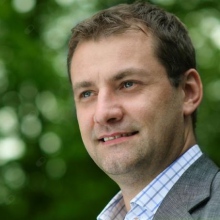 Powiększ obraz: Paweł Lis, neurochirurg Łódź