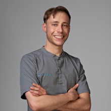 Powiększ obraz: Paweł Zadka, stomatolog Gliwice