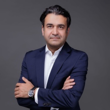 Powiększ obraz: Rami Alshekh, chirurg plastyczny Szczecin