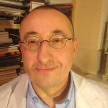 Powiększ obraz: Jacek Hermann, chirurg Poznań