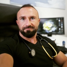 Powiększ obraz: Maciej Koźmiński, lekarz rodzinny Pabianice