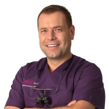 Powiększ obraz: Adam Ziemlewski, stomatolog Gdańsk