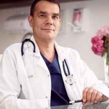 Powiększ obraz: Dariusz Jurgielaniec, chirurg Koszalin