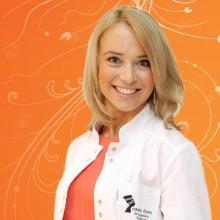 Powiększ obraz: Magdalena Opadczuk, lekarz wykonujący zabiegi medycyny estetycznej Warszawa