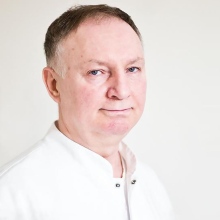 Powiększ obraz: Waldemar Szarek, neurochirurg Wrocław