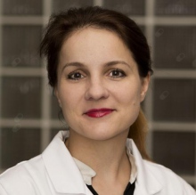 Powiększ obraz: Karolina Dżaman, lekarz wykonujący zabiegi medycyny estetycznej Warszawa