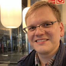 Powiększ obraz: Artur Zieliński, okulista Poznań