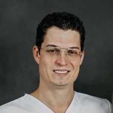 Powiększ obraz: Jacek Skrzypczak, protetyk stomatologiczny Rybnik